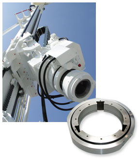 This Ball Type Slewing Ring of special design contains wedgeshaped slots used by the drilling pipe clamps.